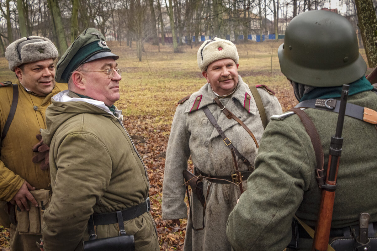 Участники реконструкции штурма Гумбиннена в январе 1945 года - Sergey Участники реконструкции штурма Гумбиннена в январе 1945 года - Sergey