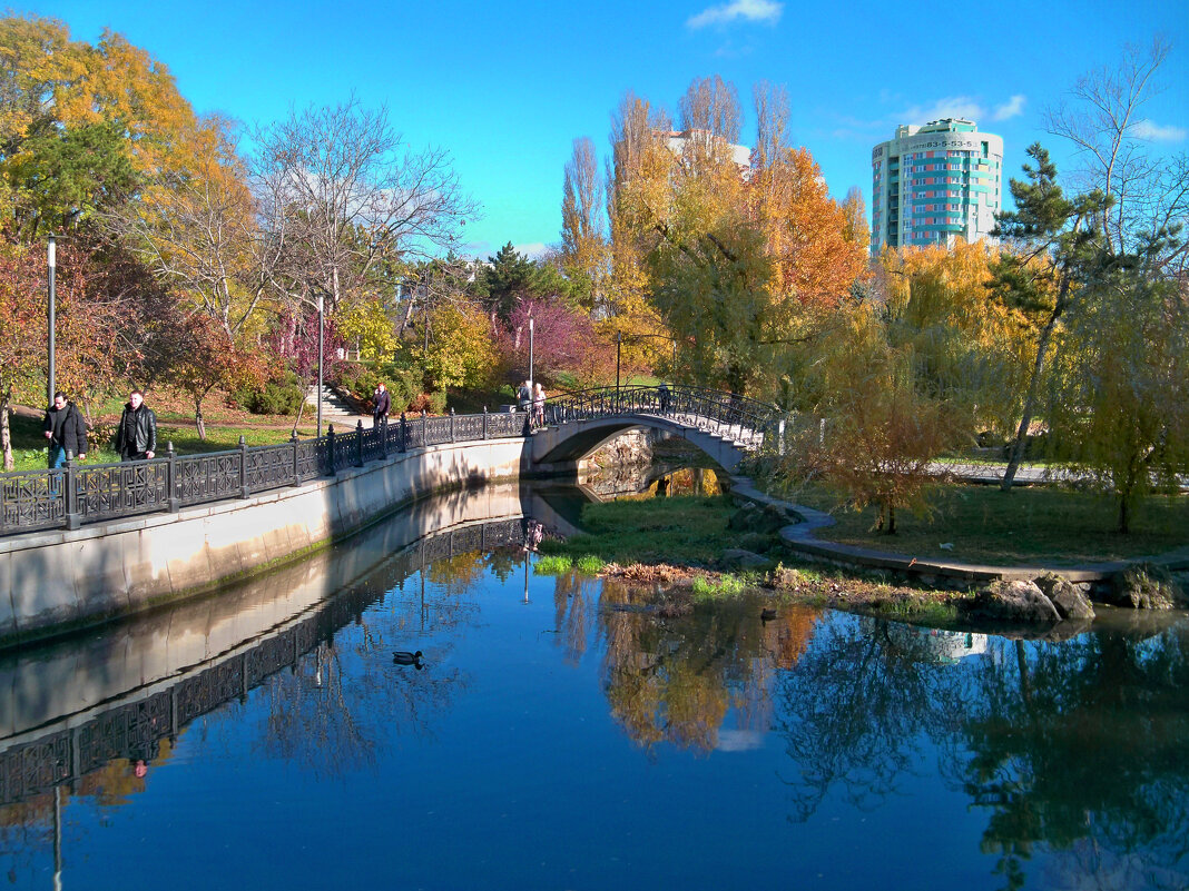 Осень золотая - Валентин Семчишин