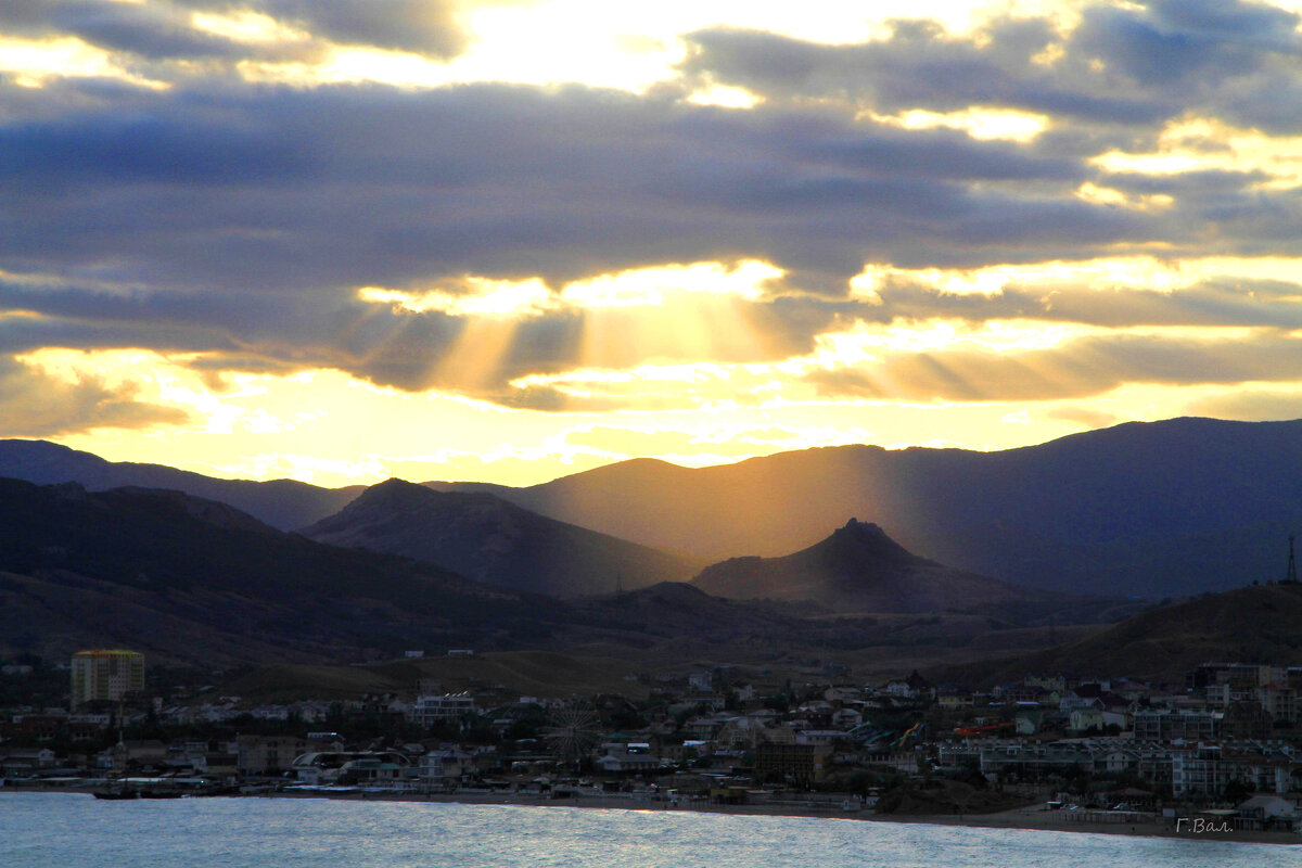 Прожектор - Геннадий Валеев