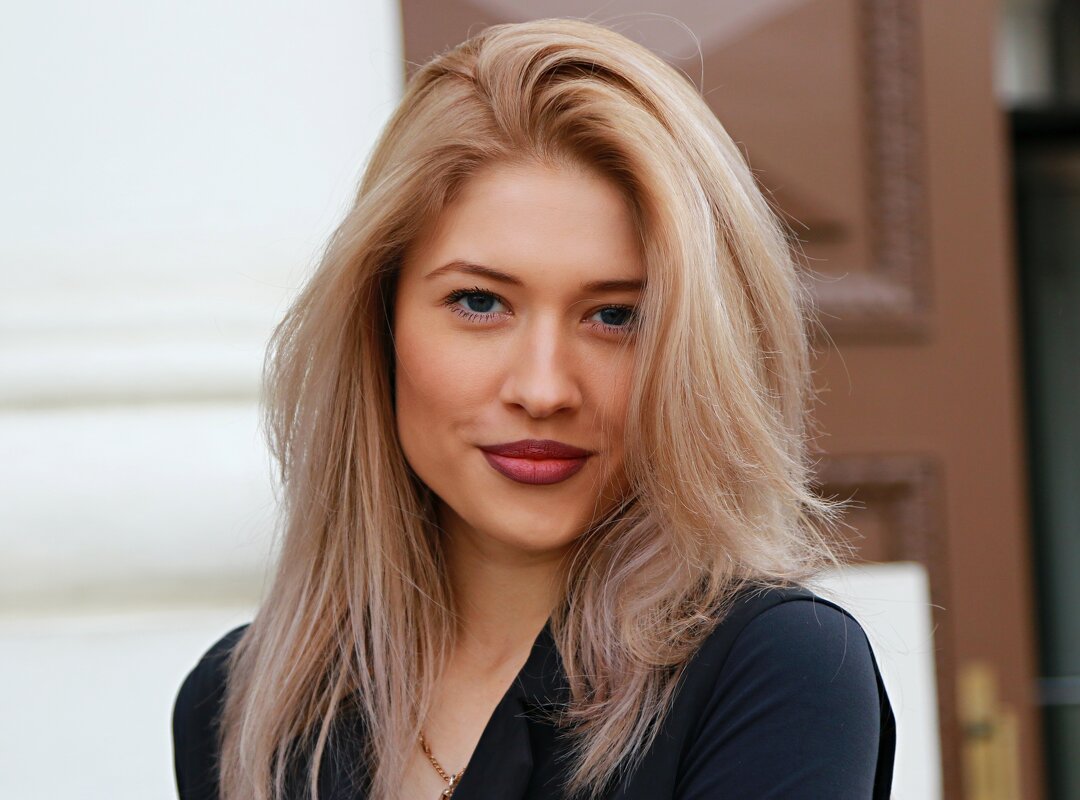 Спонтанный уличный портрет. - Владимир59 