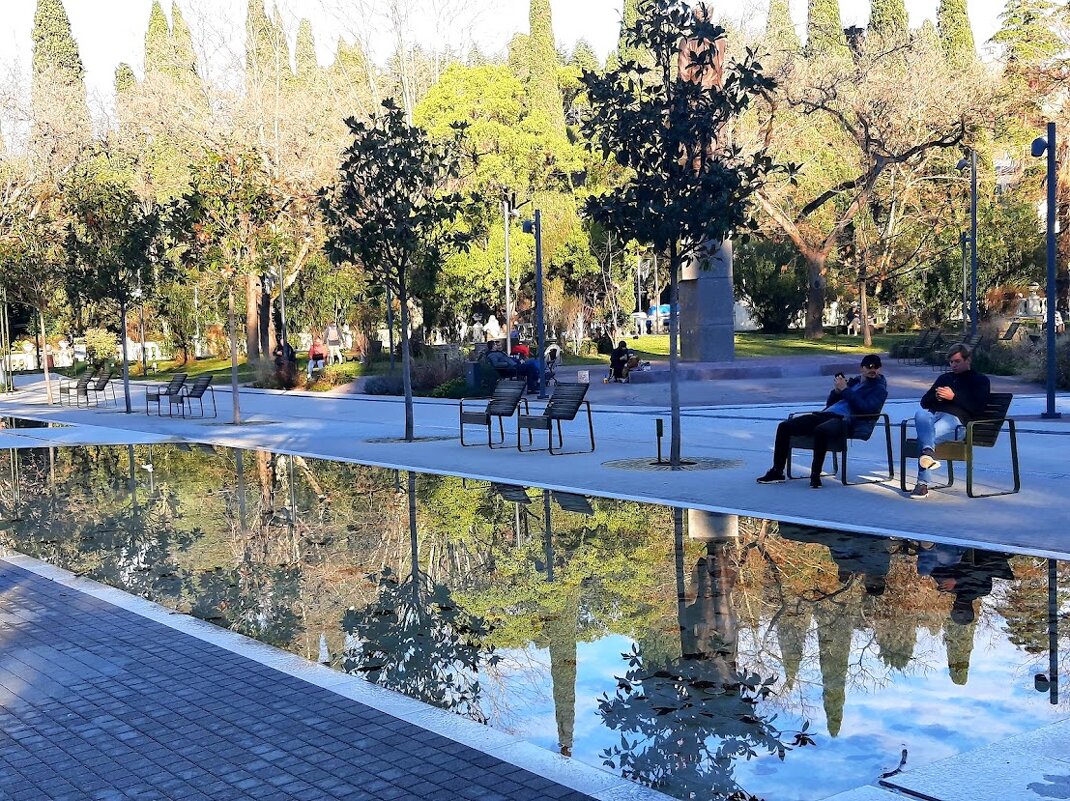 Сквер Н.Островского - Tata Wolf