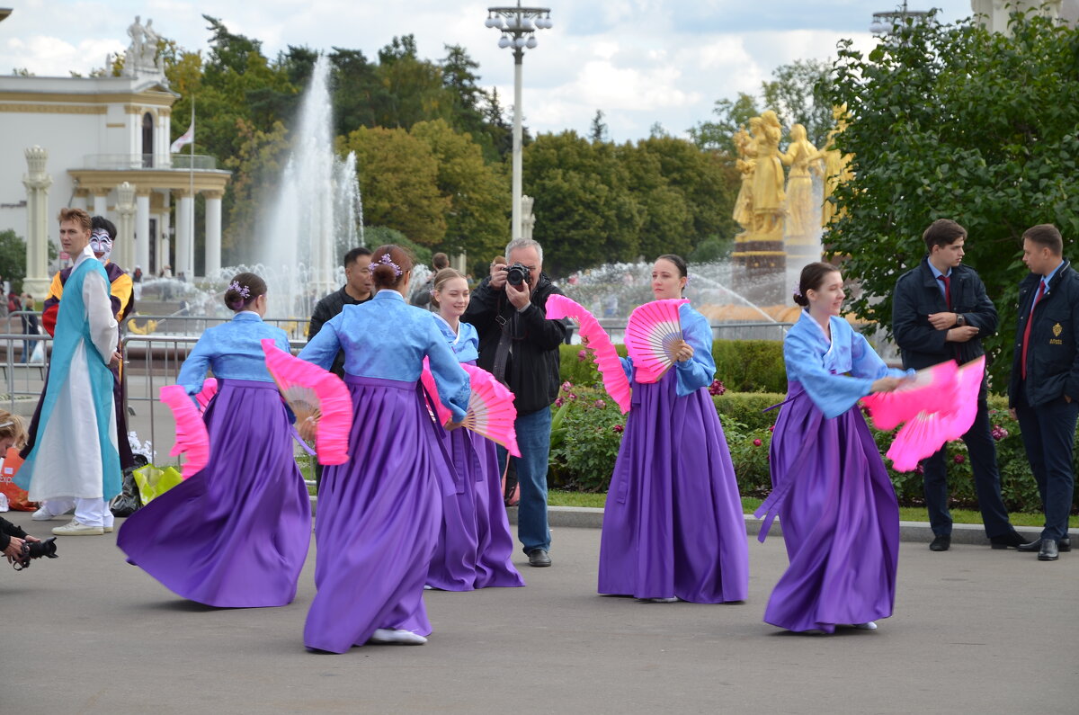 Танцы - Валерий Пославский
