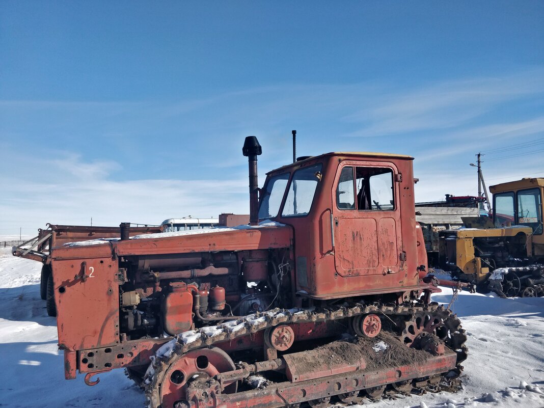 Советский - Андрей Хлопонин