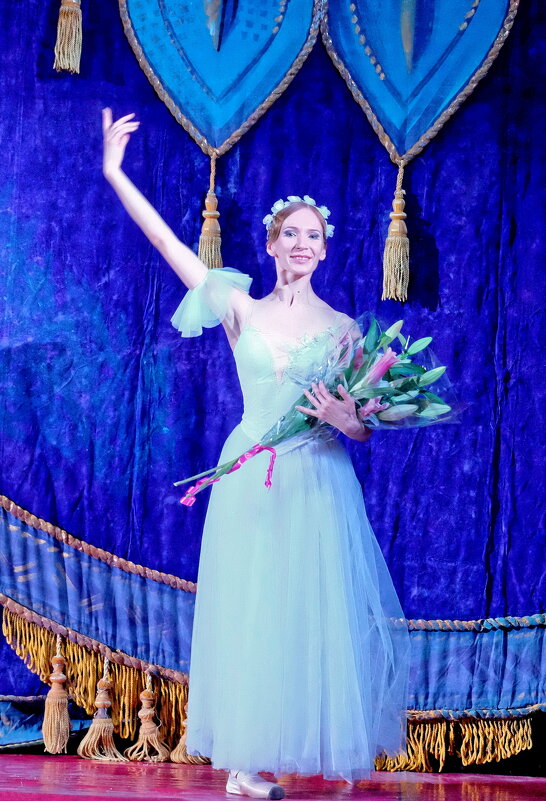 Солистка балета Анна Маркова - Валерий Судачок