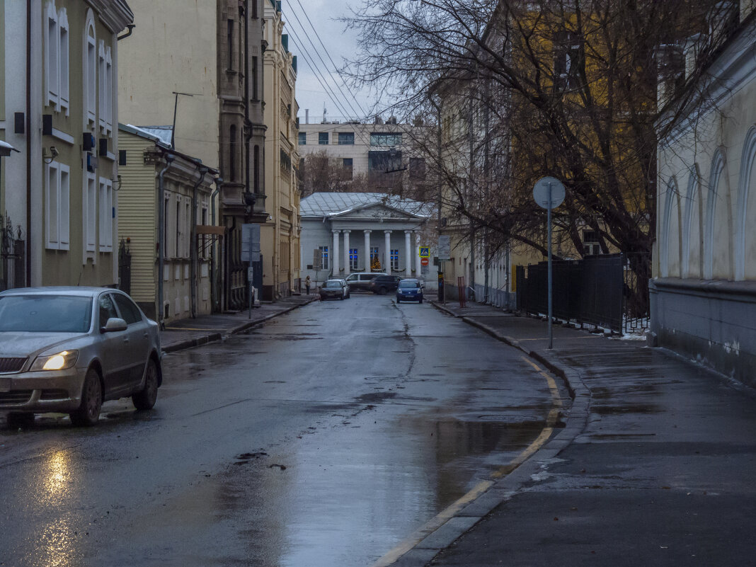 Еропкинский переулок - Наталья Rosenwasser Еропкинский переулок - Наталья Rosenwasser