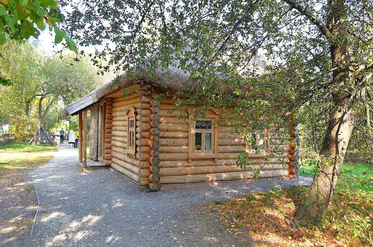 В усадьбе Есениных - Татьяна Тюменка В усадьбе Есениных - Татьяна Тюменка