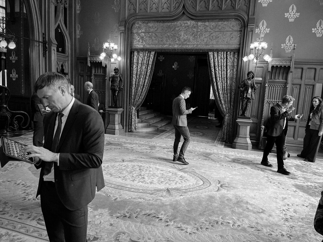 В ожидании С.Лаврова - Сергей Золотавин В ожидании С.Лаврова - Сергей Золотавин