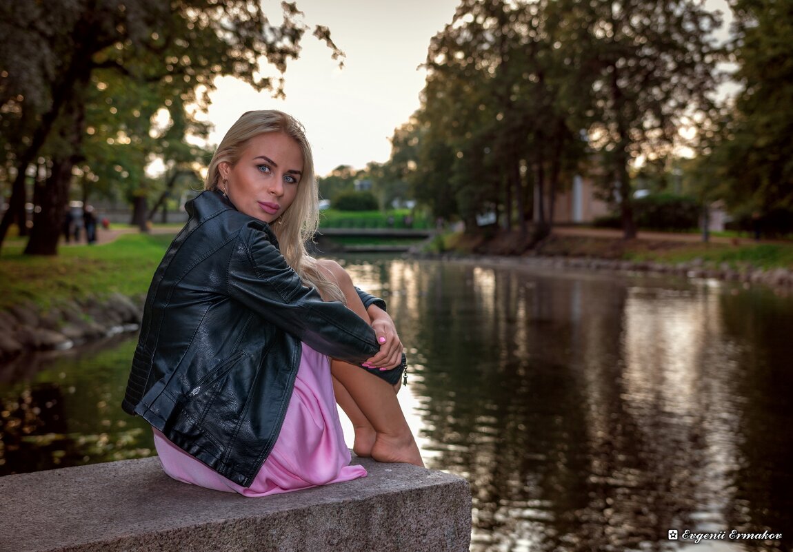 На берегу - Евгений Ермаков На берегу - Евгений Ермаков