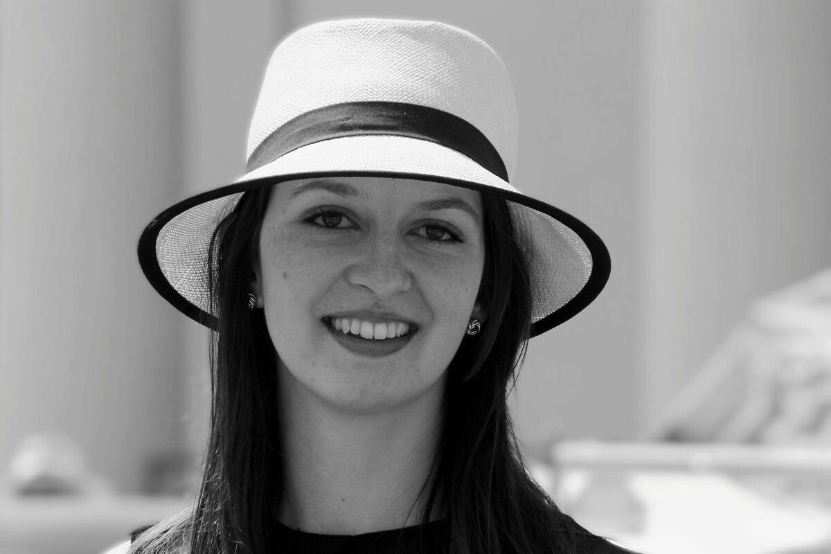 Улыбка - Юрий. Шмаков Улыбка - Юрий. Шмаков