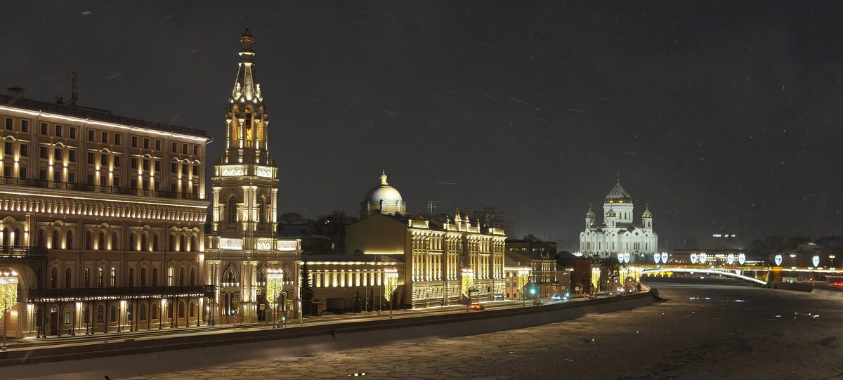 Ночная Москва - <<< Наташа >>>