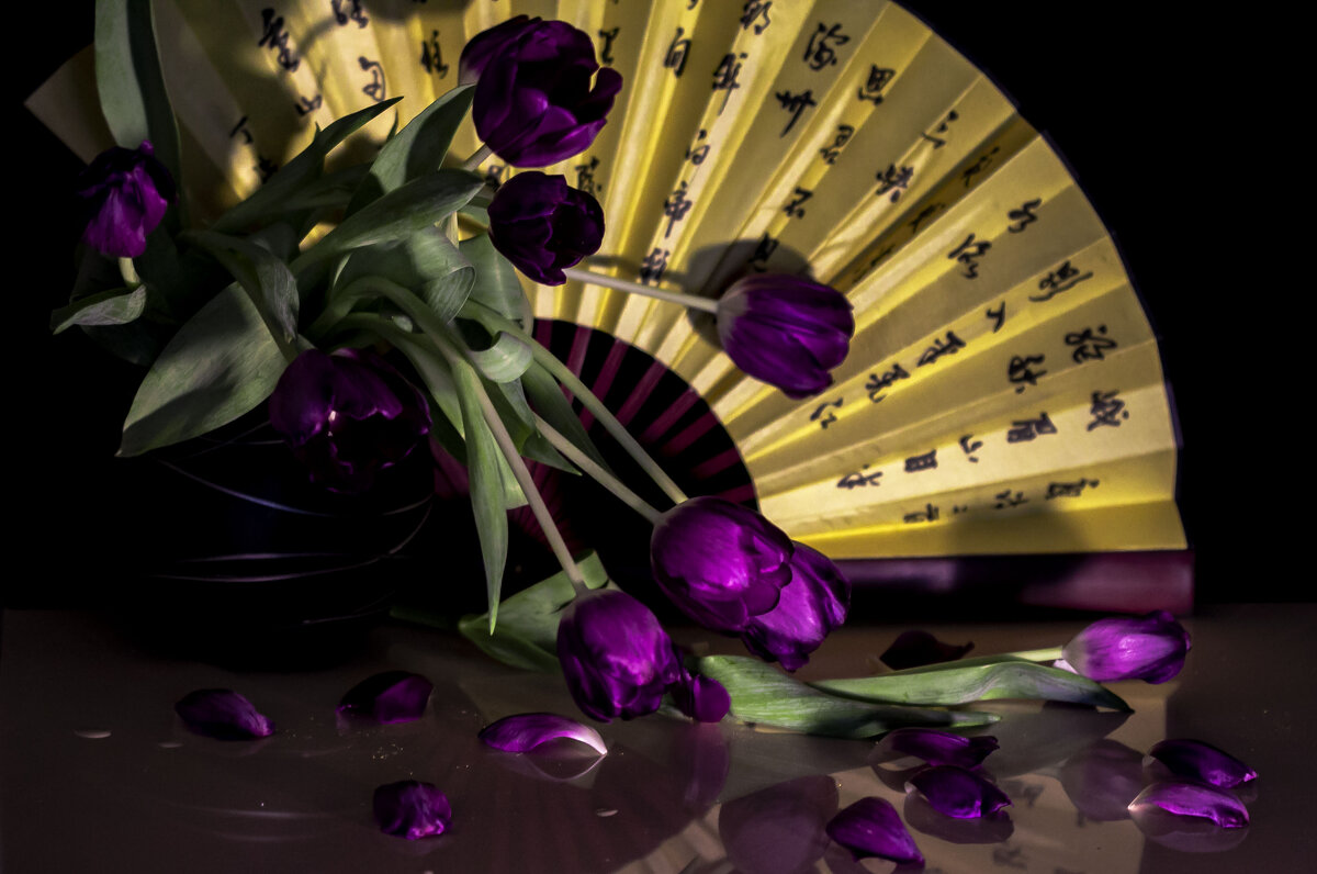 фиолетовые тюльпаны - Наталья Крюкова