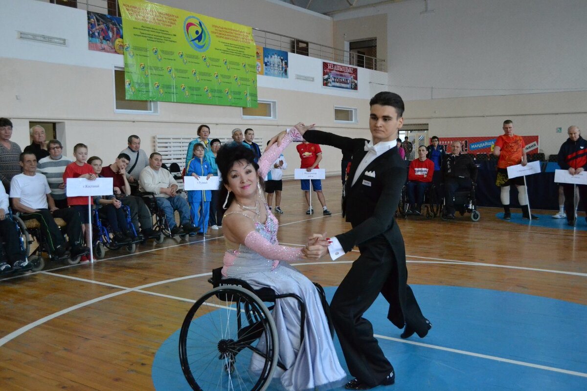 Вальс - Андрей Хлопонин