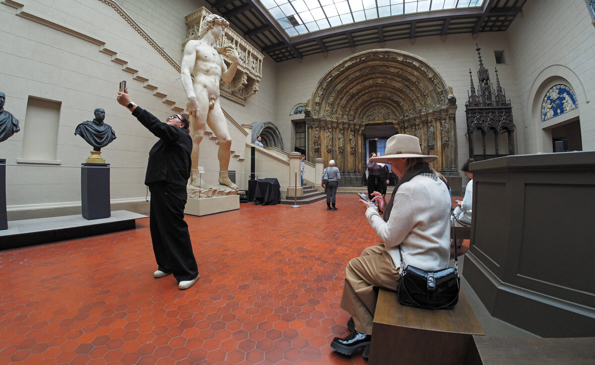 Зарисвка из Музея - юрий поляков