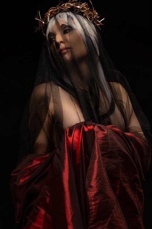 Благословен тот, кто одновременно свиреп и великолепен... - Оля Логвиненко Благословен тот, кто одновременно свиреп и великолепен... - Оля Логвиненко