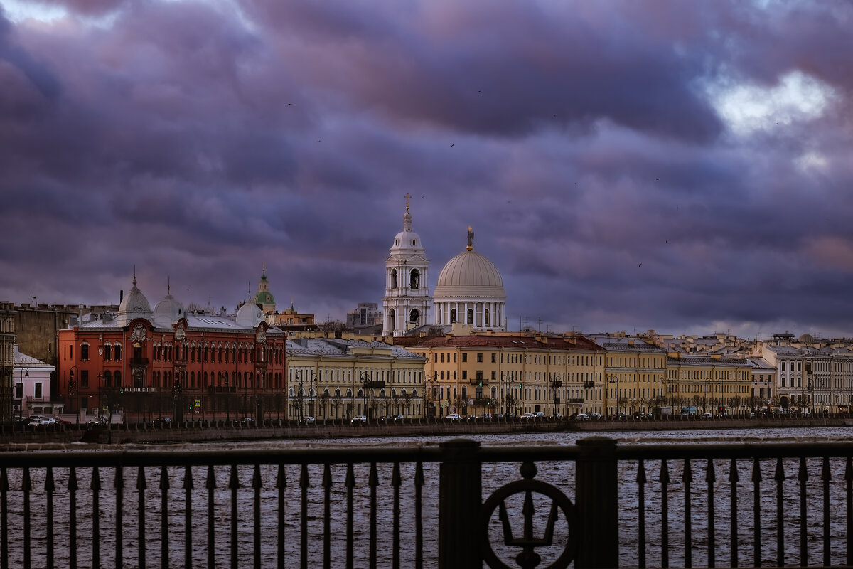 Пешком по Питеру - Александр Пешком по Питеру - Александр