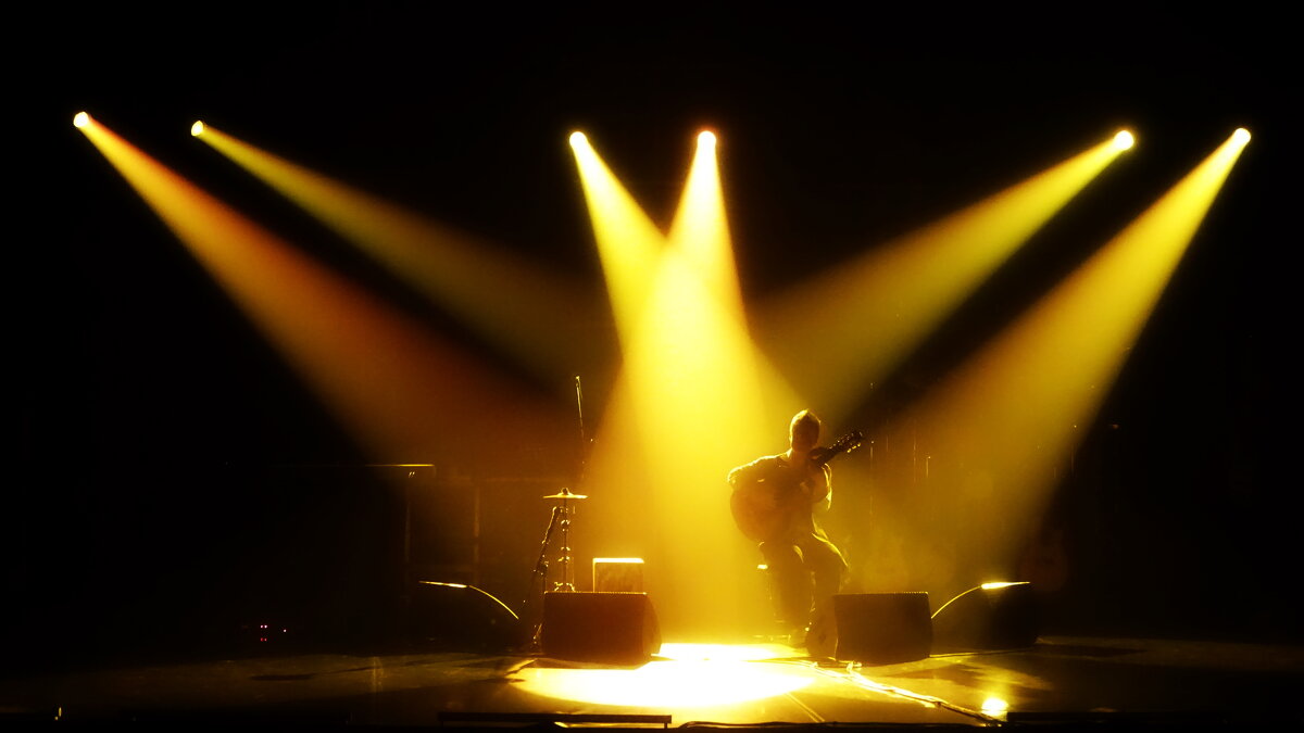 В свете - Павел Трунцев