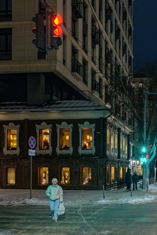 Жил-был маленький дом... - Сергей Шатохин Жил-был маленький дом... - Сергей Шатохин