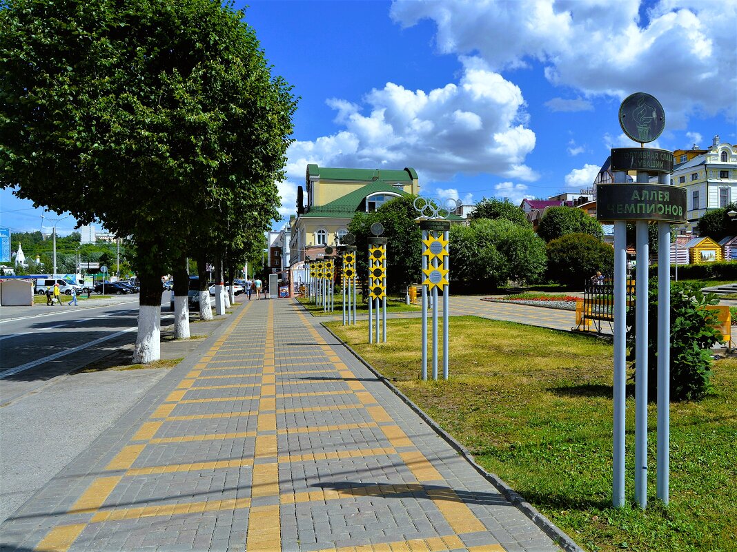 Чебоксары. Аллея Чемпионов. - Пётр Чернега Чебоксары. Аллея Чемпионов. - Пётр Чернега