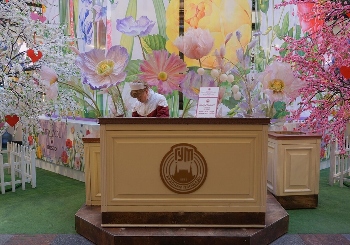 Весна в ГУМЕ - Ольга Весна в ГУМЕ - Ольга