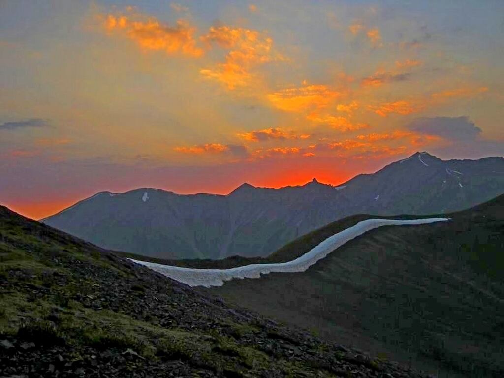 ГОРНАЯ ПРОГУЛКА. - Виктор Осипчук
