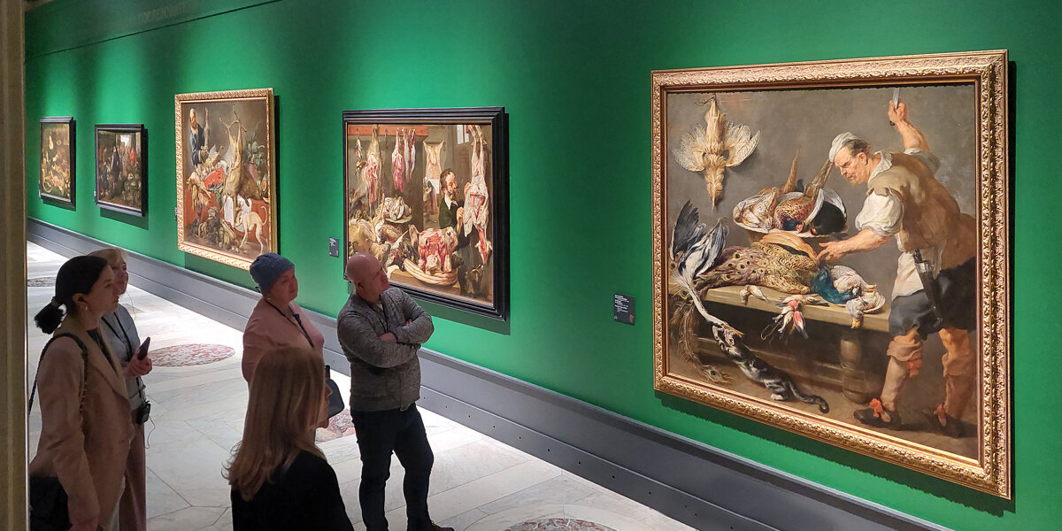 В музее - ИРЭН@ .