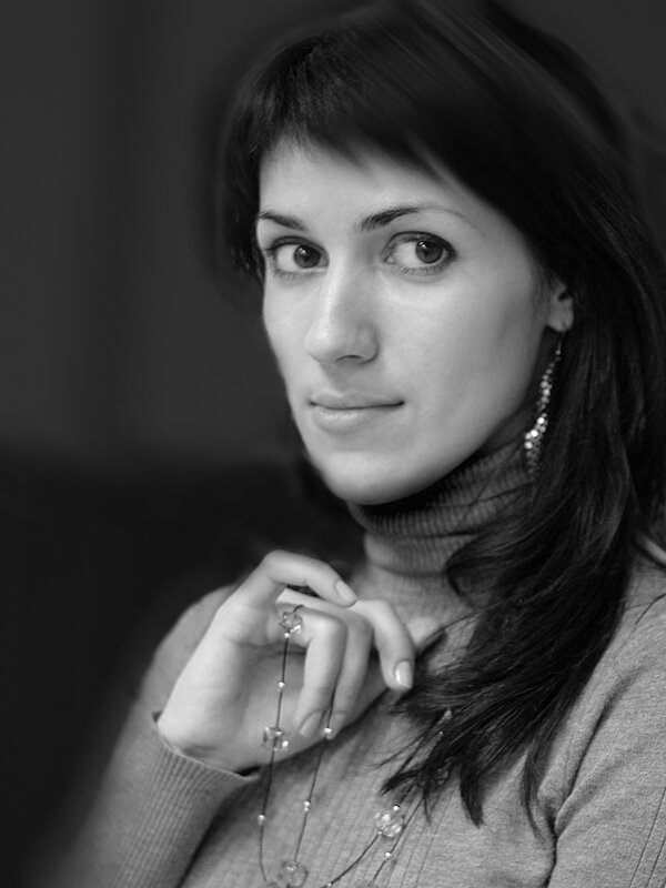 Портрет молодой женщины - Евгений 