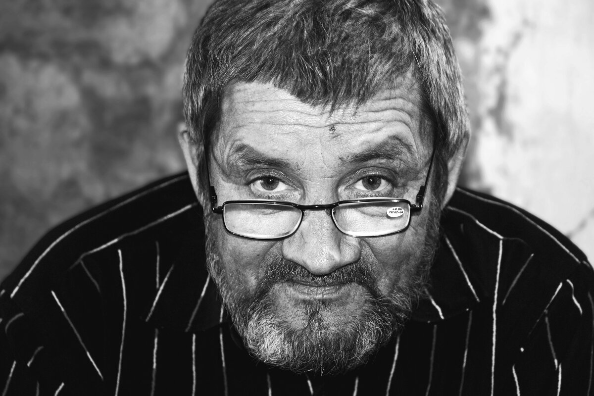 Пенсионер - Юрий. Шмаков Пенсионер - Юрий. Шмаков