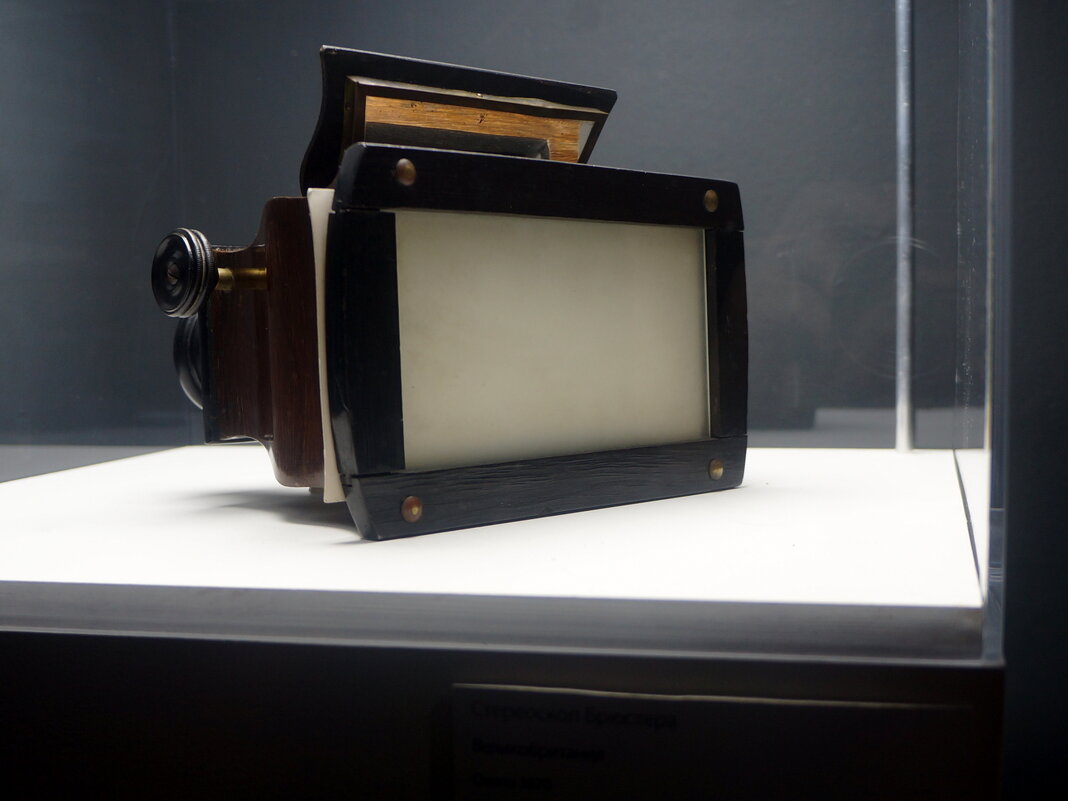 выставка "Внутри старинного фотоаппарата" - zavitok *