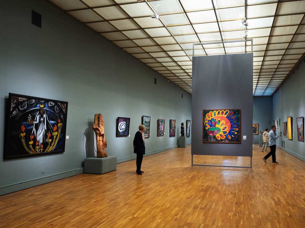 ПОД_ПРИСМОТРОМ - Сергей Янович Микк