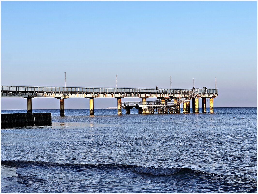 Пирс. - Валерия Комова Пирс. - Валерия Комова