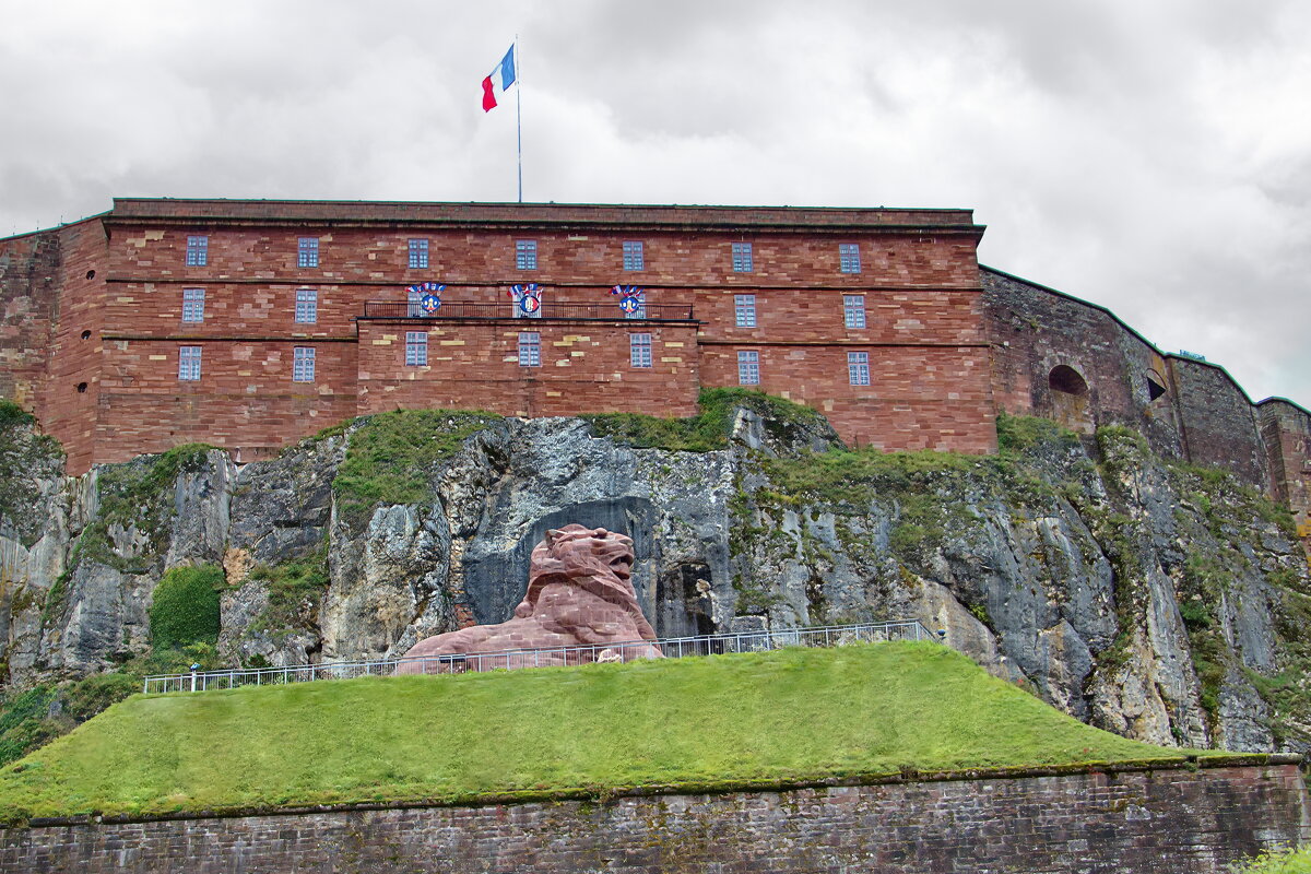 Лев Belfort, музей военной истории - Sergey Grim Лев Belfort, музей военной истории - Sergey Grim