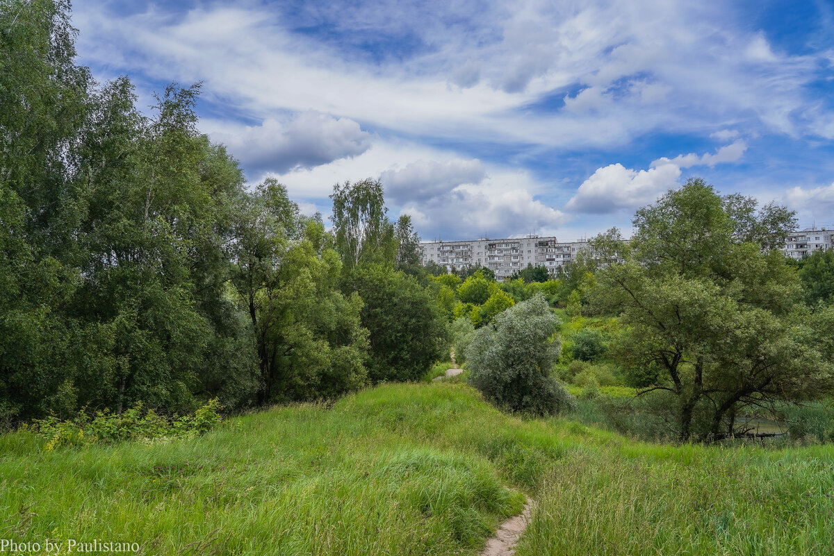 Под небом июня... - Владимир Жданов Под небом июня... - Владимир Жданов
