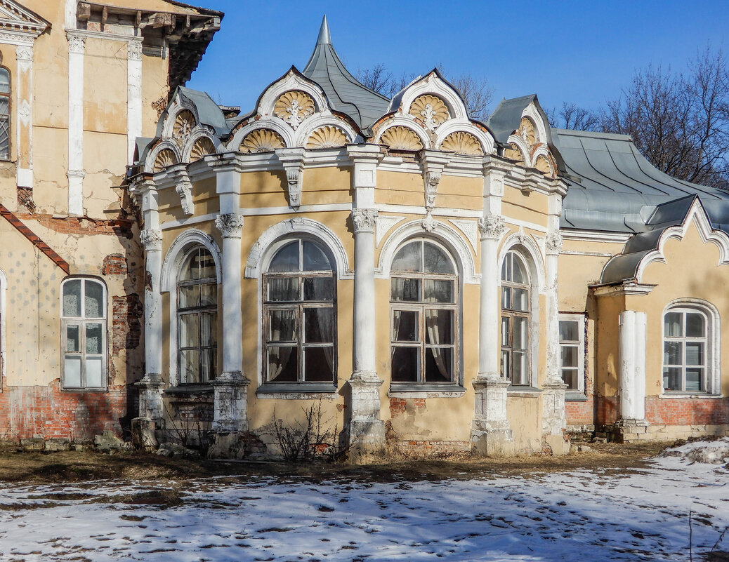 Ризолит господского дома - Сергей Лындин Ризолит господского дома - Сергей Лындин