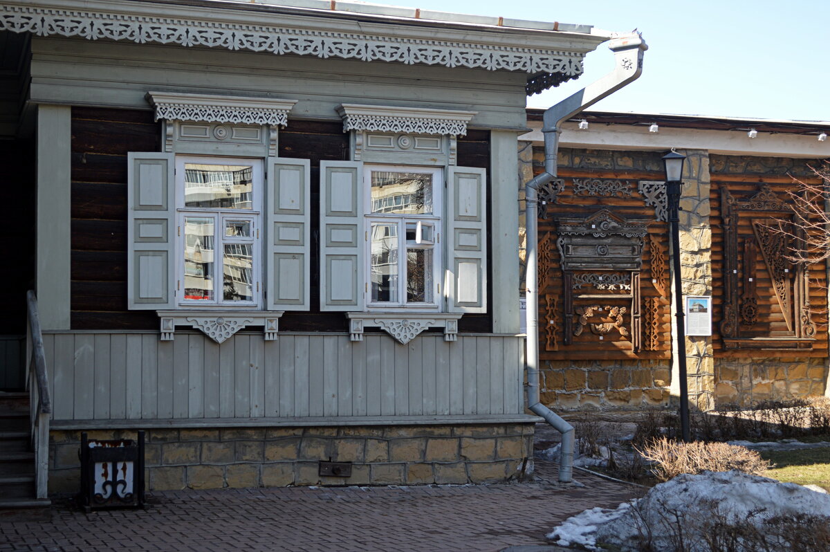 Деревянное зодчество (Иркутские кружева) - Татьяна Лютаева Деревянное зодчество (Иркутские кружева) - Татьяна Лютаева