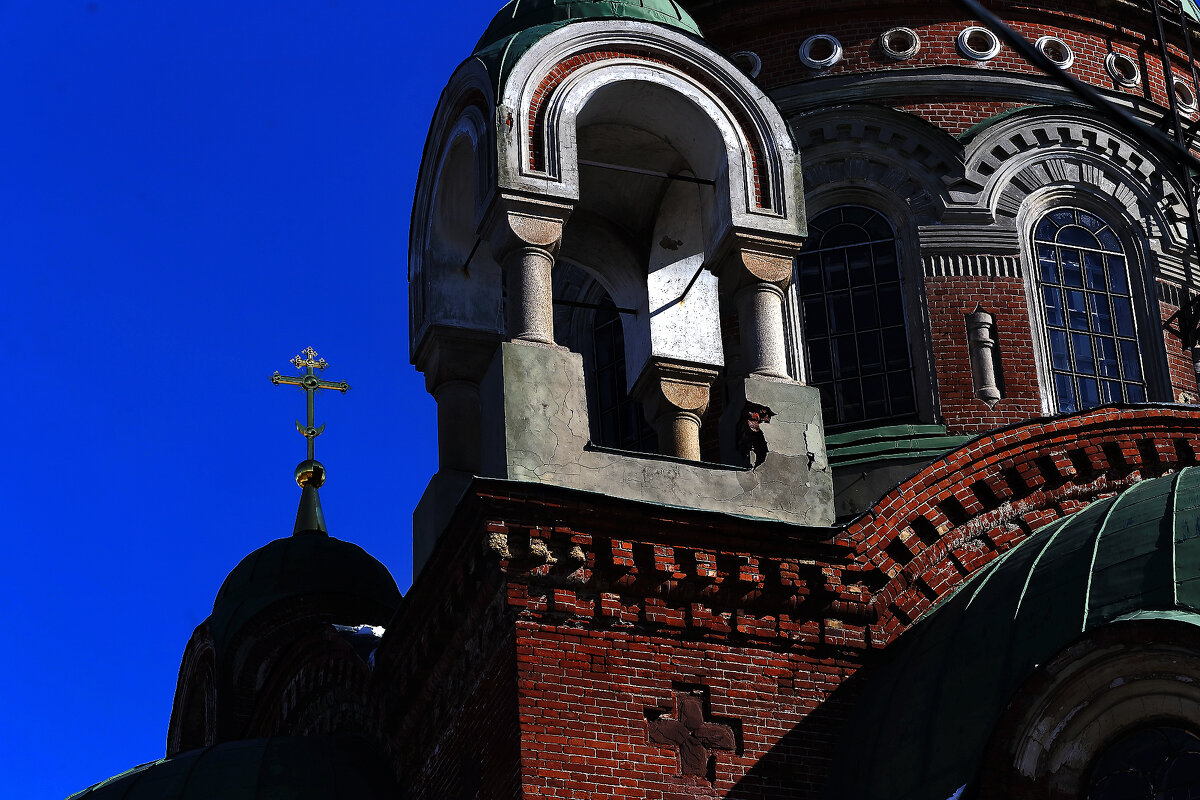 Колокольня на храме - Юрий Гайворонскiий