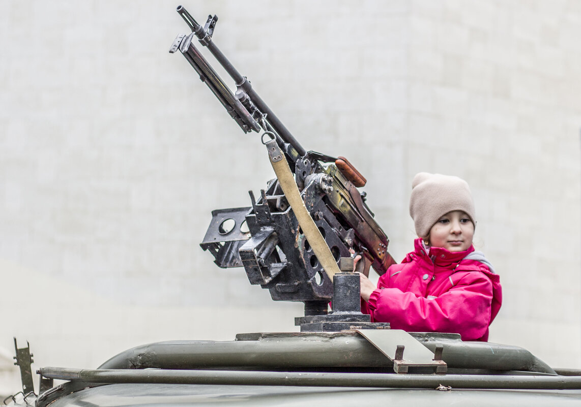 Девочка с обострённым чувством справедливости - Коля Лукашов Девочка с обострённым чувством справедливости - Коля Лукашов