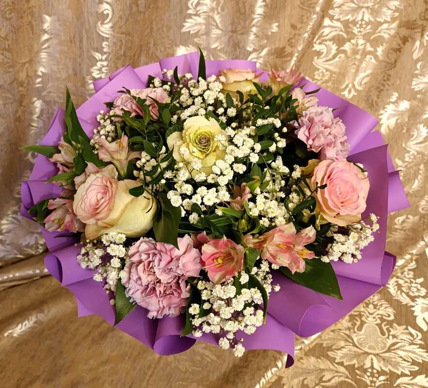 Девочки, с праздником нас! - Ирина ***