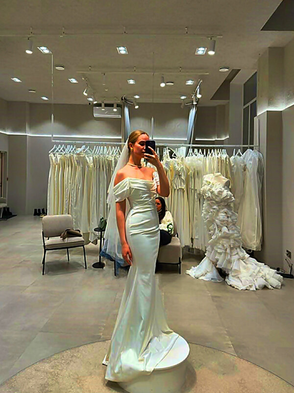 ВЫБОР   ПЛАТЬЯ (4) - Анатолий Малобродский