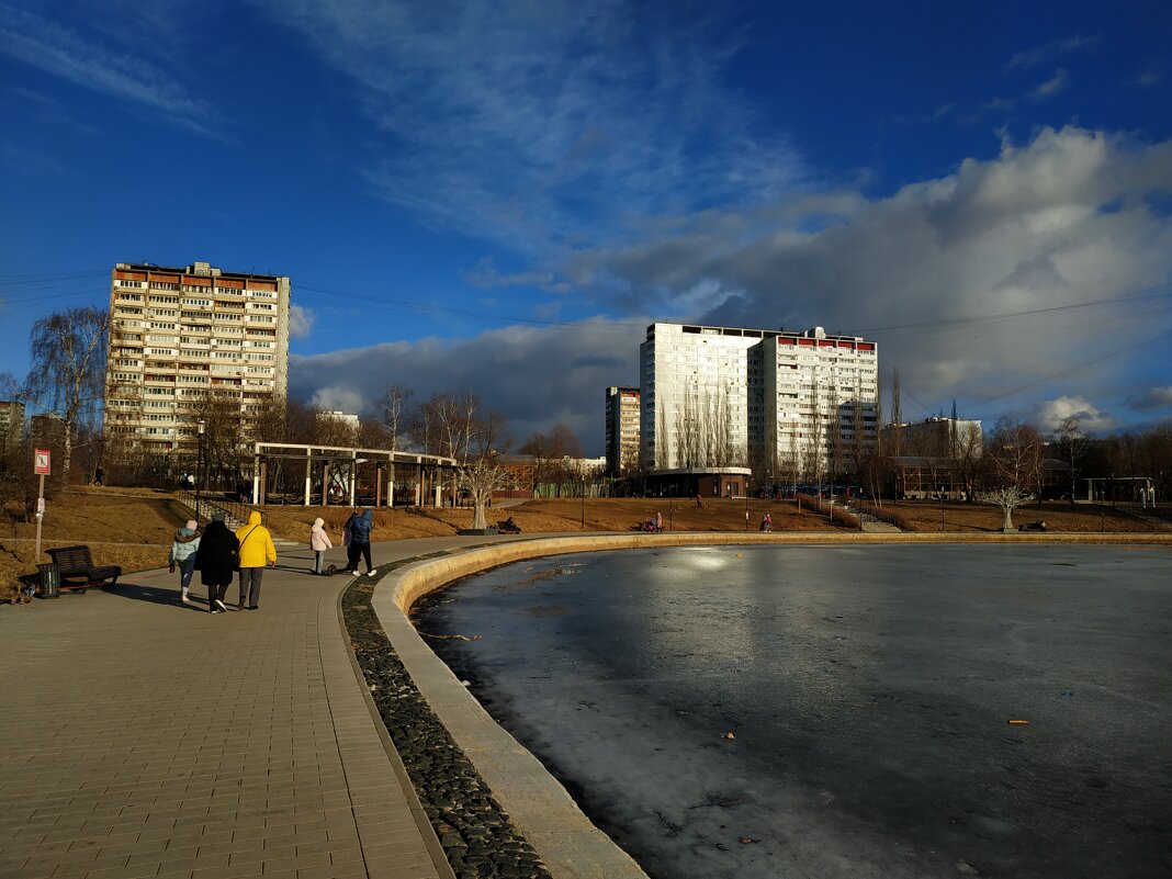 Вы любите кануны? - Андрей Лукьянов Вы любите кануны? - Андрей Лукьянов