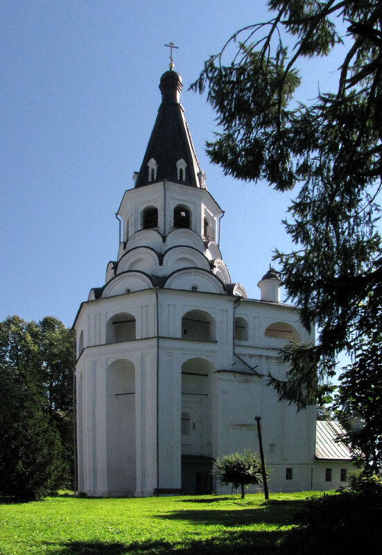 Распятская церковь-колокольня - Александр Ильчевский Распятская церковь-колокольня - Александр Ильчевский