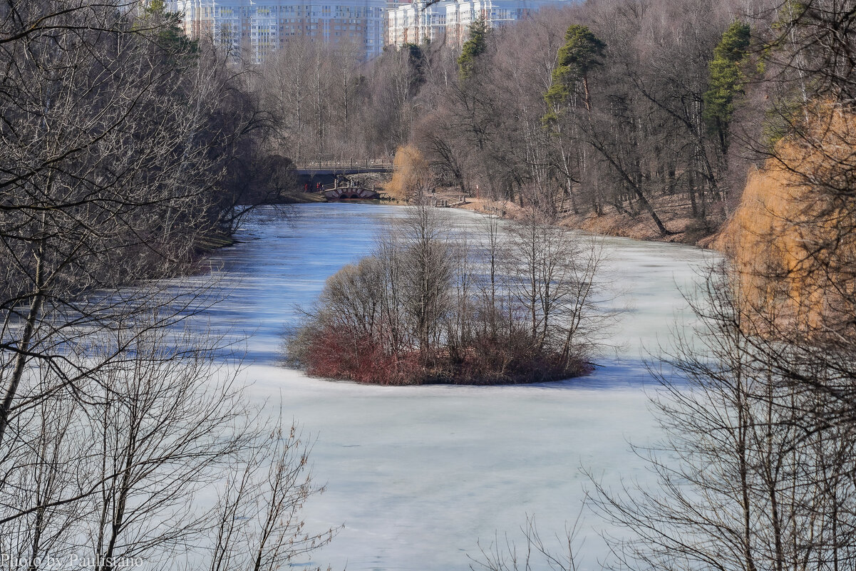 Март в Царицыно... - Владимир Жданов