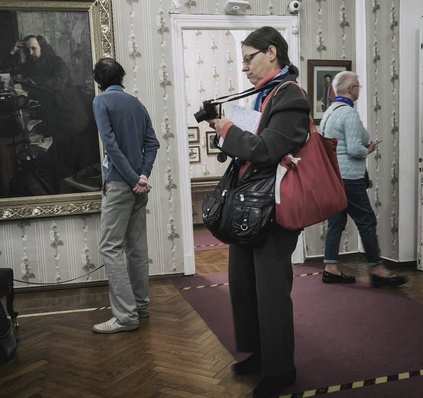 *** - Александр Русинов