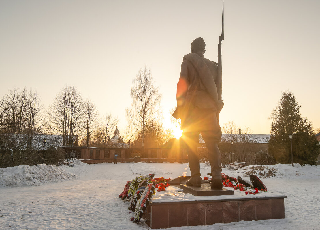 Площадь 60-летия Победы, Мышкин. - Дарья Меркулова