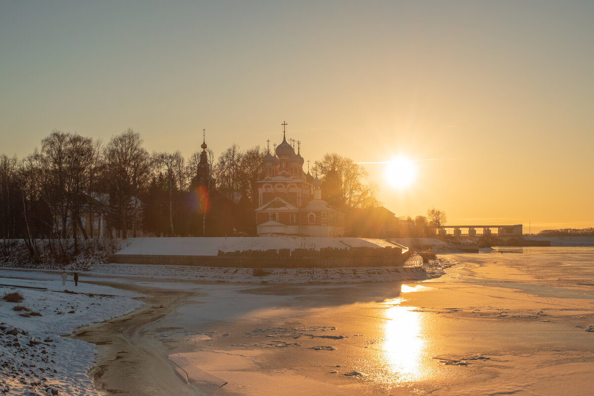 Углич на закате, 22.02.2025 г. - Дарья Меркулова Углич на закате, 22.02.2025 г. - Дарья Меркулова