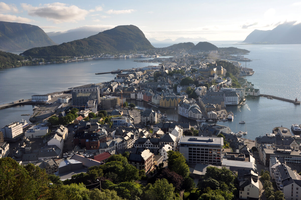 Олесунн - Ирина Ватолина Олесунн - Ирина Ватолина