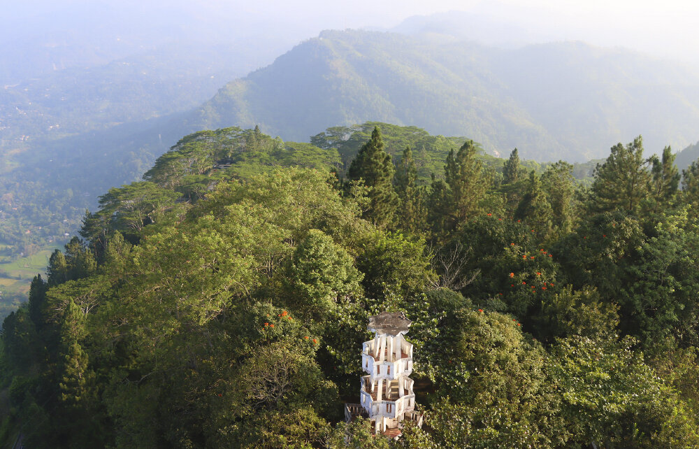 Виды с башни Амбулувава - Галина Ильясова Виды с башни Амбулувава - Галина Ильясова
