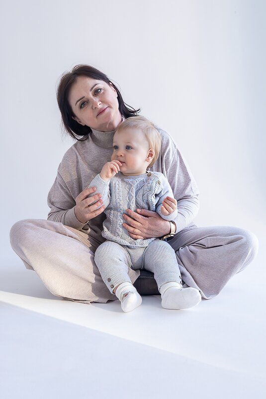 Бабушка и внук - Игорь Сикорский