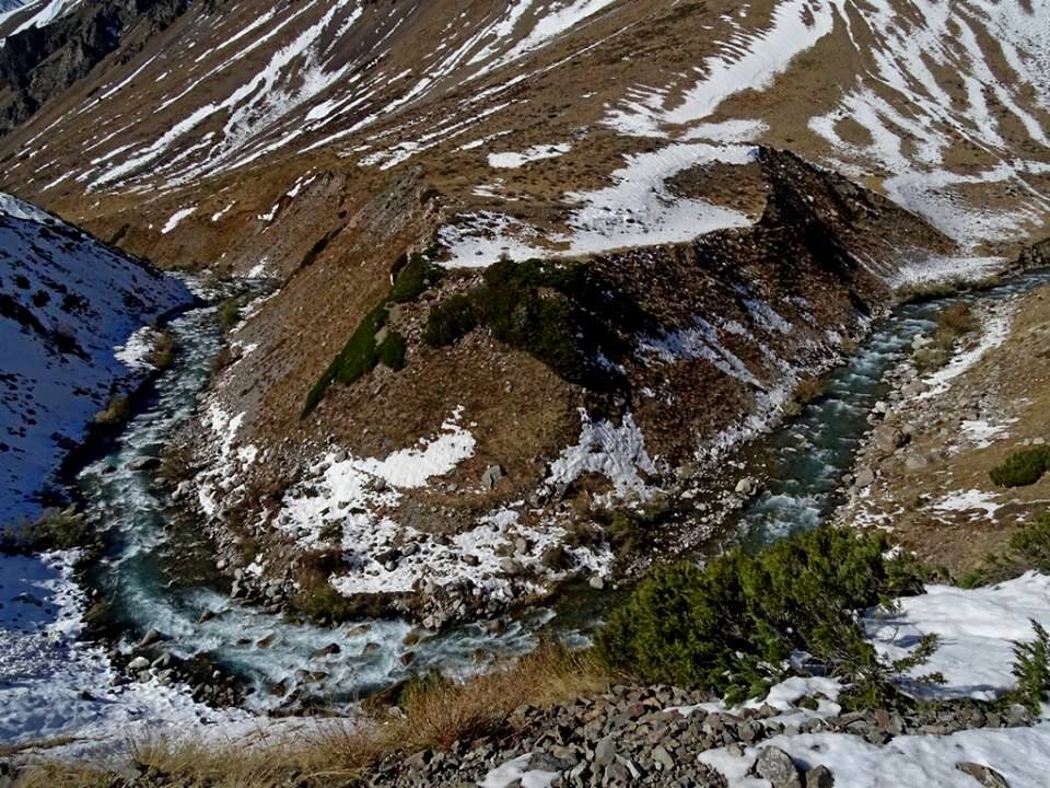 ГОРНАЯ ПРОГУЛКА. - Виктор Осипчук