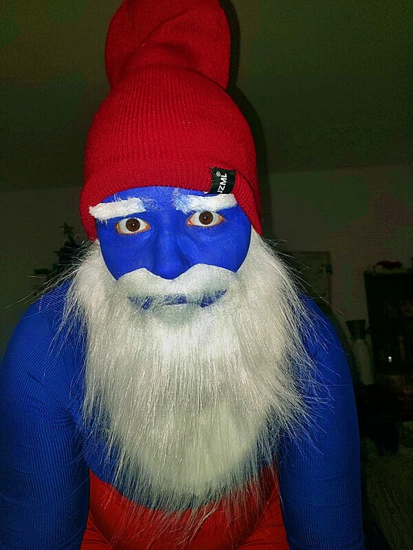 ВНУЧКА   СЕСТРЫ   В   КОСТЮМЕ - Анатолий Малобродский