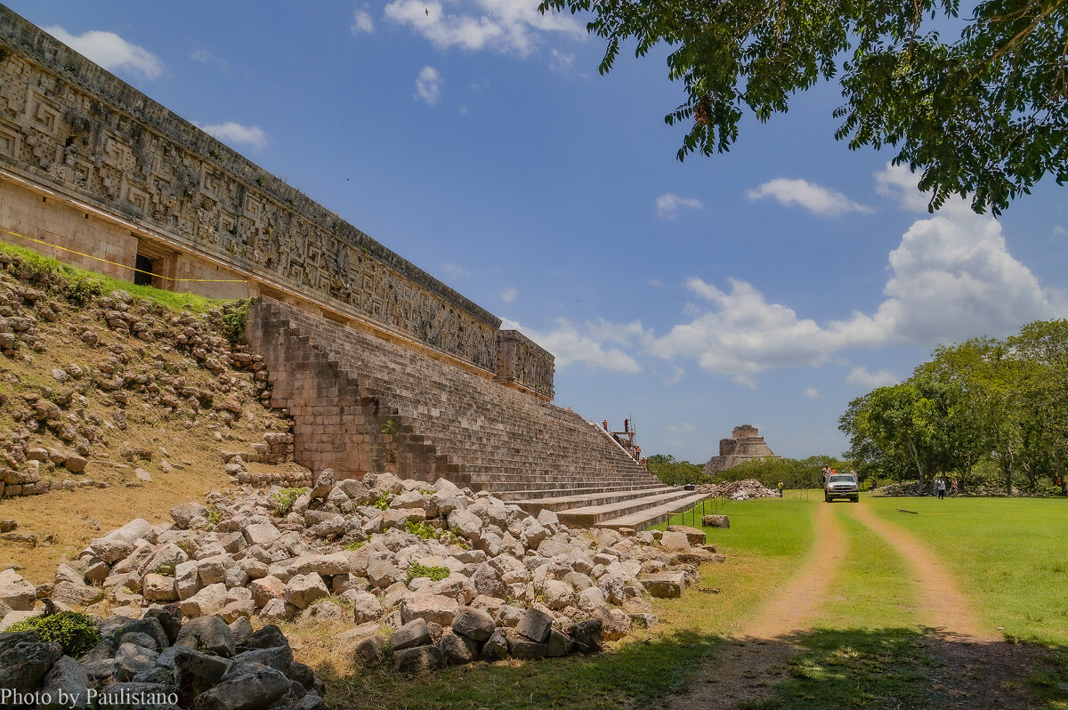 Камни древнего Ушмаля... - Владимир Жданов